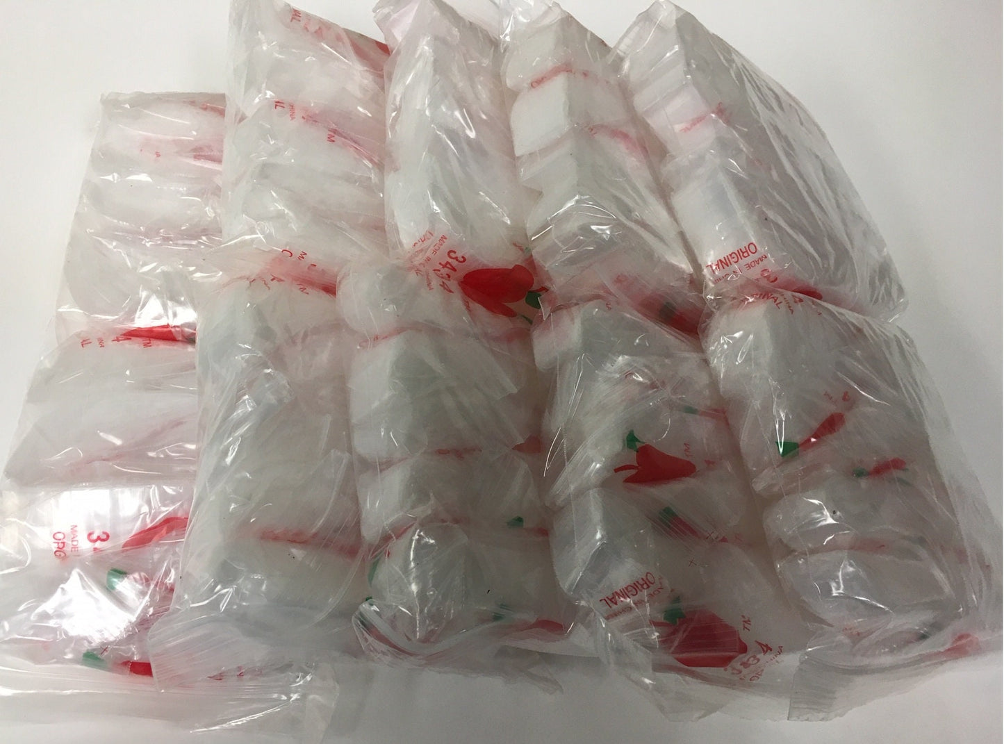 CrazyCoolBuys 10000 Pack Apple Brand Clear 2Mil Zip lock Bags 10,000 Baggies Resealable Plastic